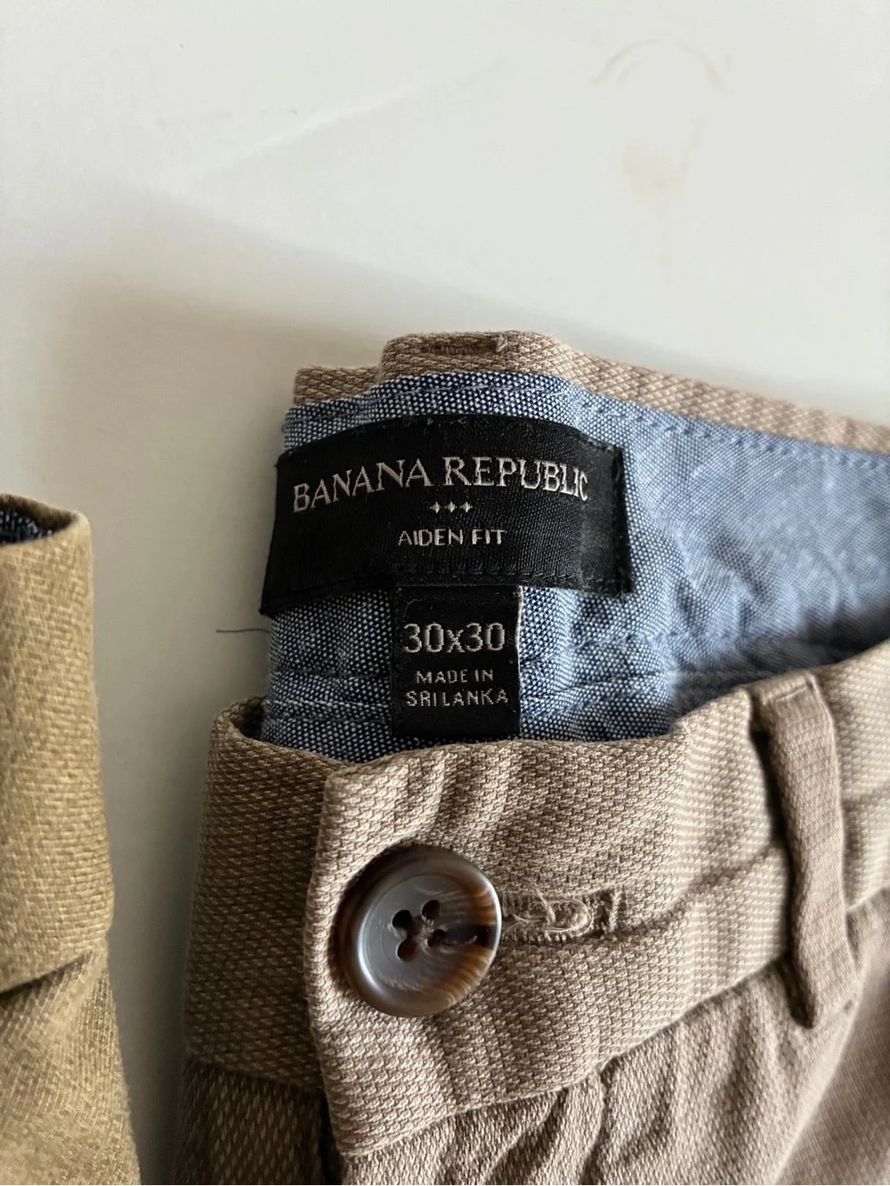 2 Banana Republic Men's Chinos in dark khaki and Light Khaki